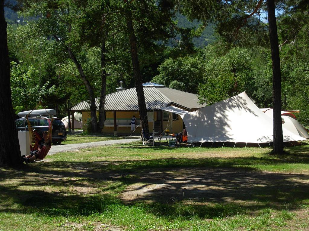 La Rochette Hotel Guillestre Exterior foto
