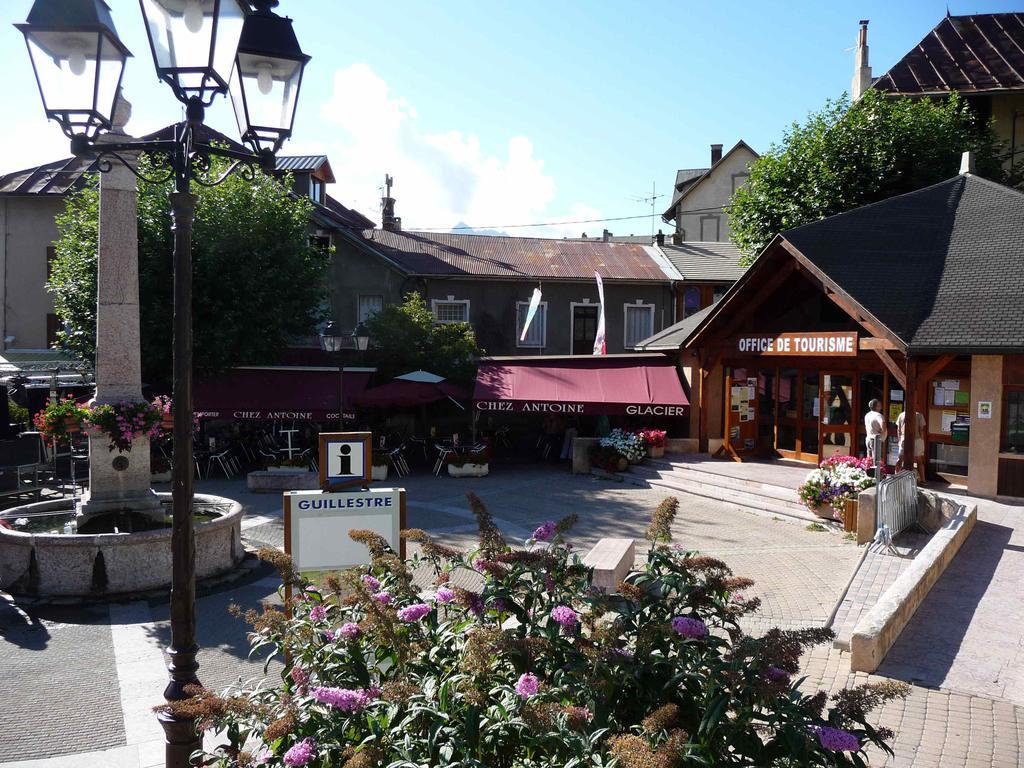 La Rochette Hotel Guillestre Exterior foto